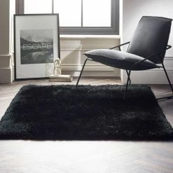 Origins Callie Rug Black Baths