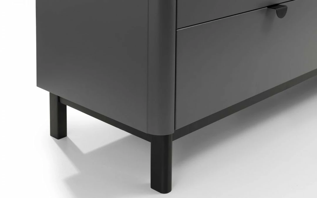 Baths Julian Bowen Chloe 6 Drawer Chest