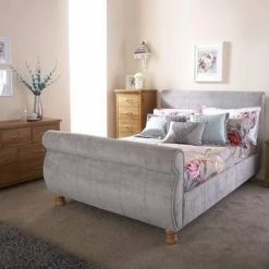 GFW Chicago Fabric Bed