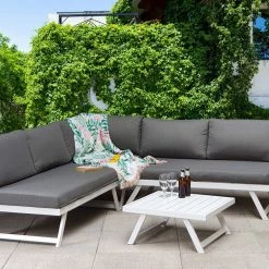 Baths Signature Weave Kimmie Corner With Adjustable Head Rest