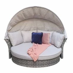 Signature Weave Lily Daybed Baths