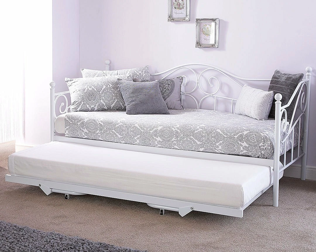 Beds GFW Madison Day Bed