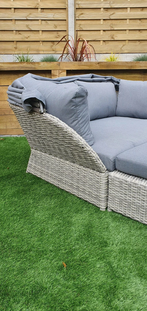 Signature Weave Meghan Daybed