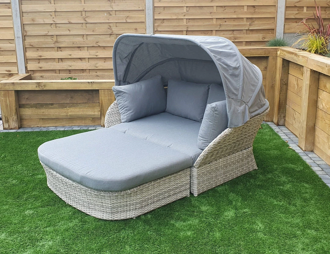 Signature Weave Meghan Daybed