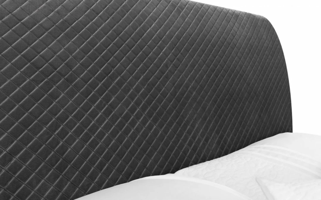 Julian Bowen Sanderson Diamond Quilted Velvet Bed